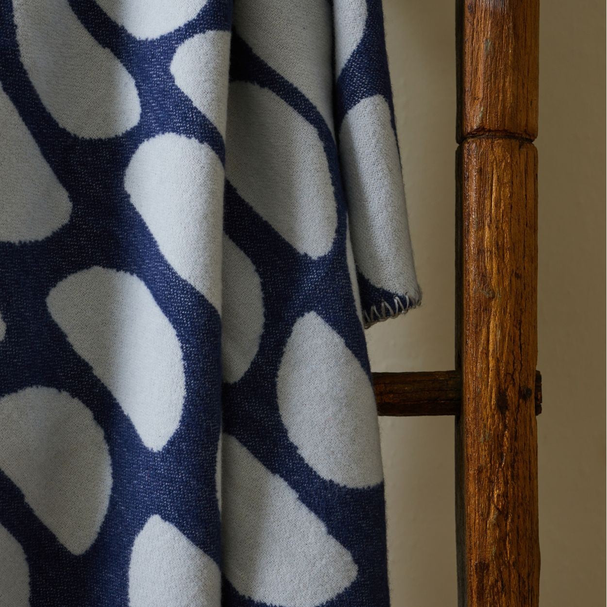 Cotton Halfmoon Throw - Navy